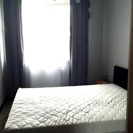 Workation Centre Airport Boutique Designer Bath, 3-4 Days Offer, Kitchen, Balkony, Aircon