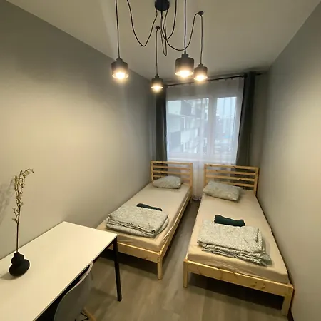 Apartment Workation Centre Airport Boutique Designer Bath, 3-4 Days Offer, Kitchen, Balkony, Aircon *