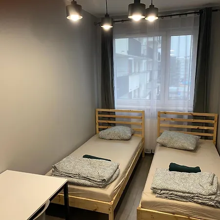Apartment Workation Centre Airport Boutique Designer Bath, 3-4 Days Offer, Kitchen, Balkony, Aircon